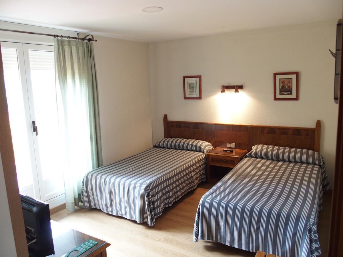 Hotel El Tablazo Villalba de la Sierra Eksteriør billede